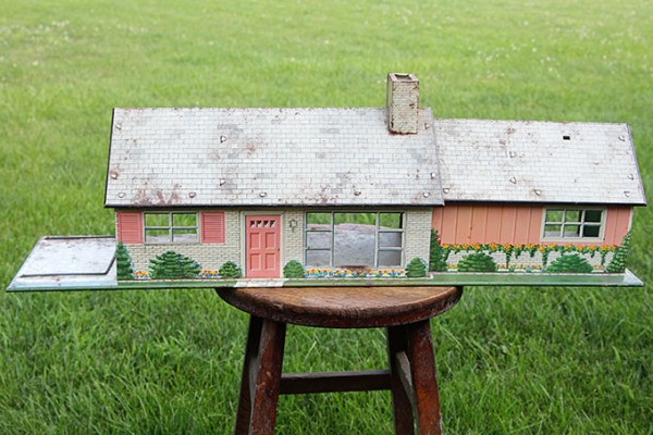 vintage tin dollhouse