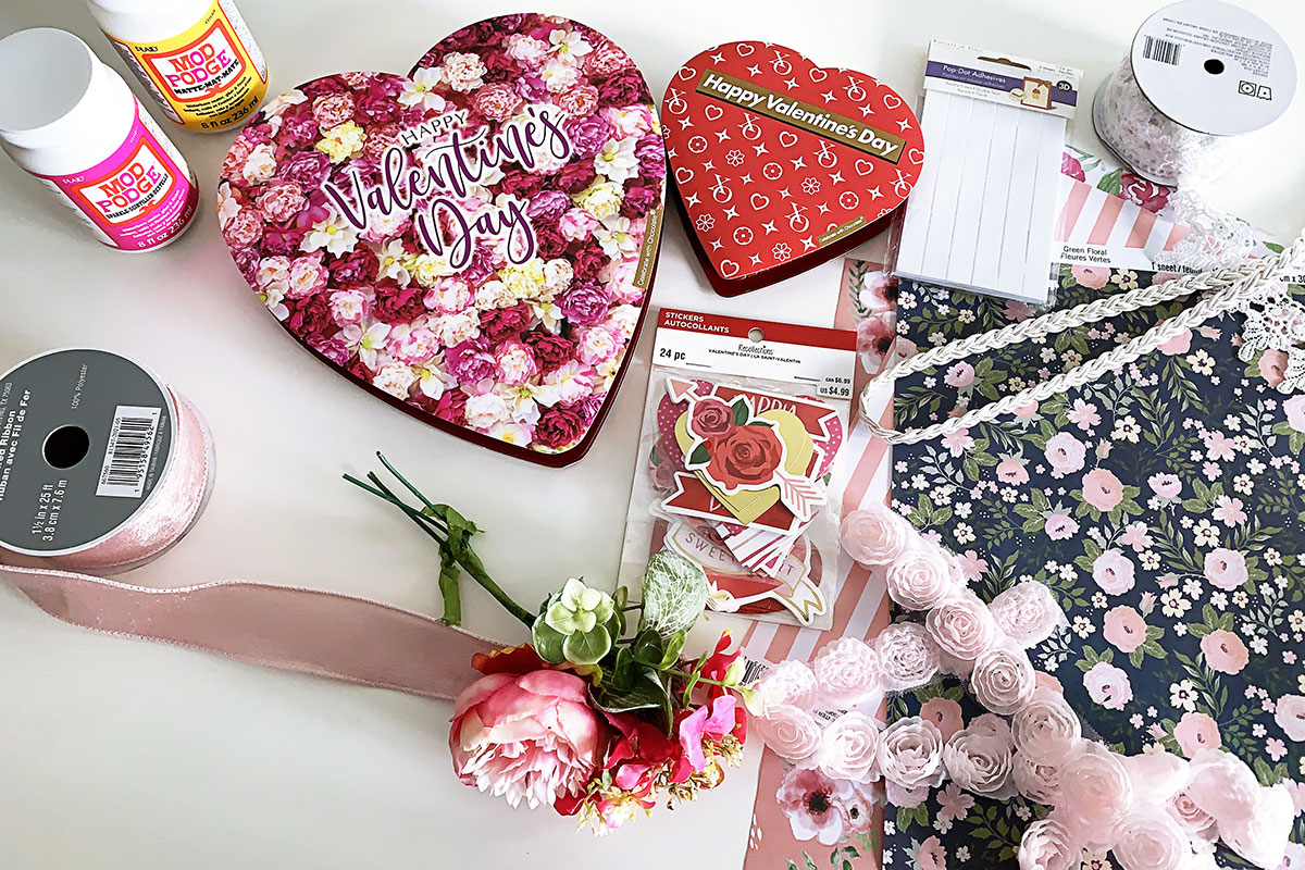 Maison Decor: Vintage Valentine Candy Boxes